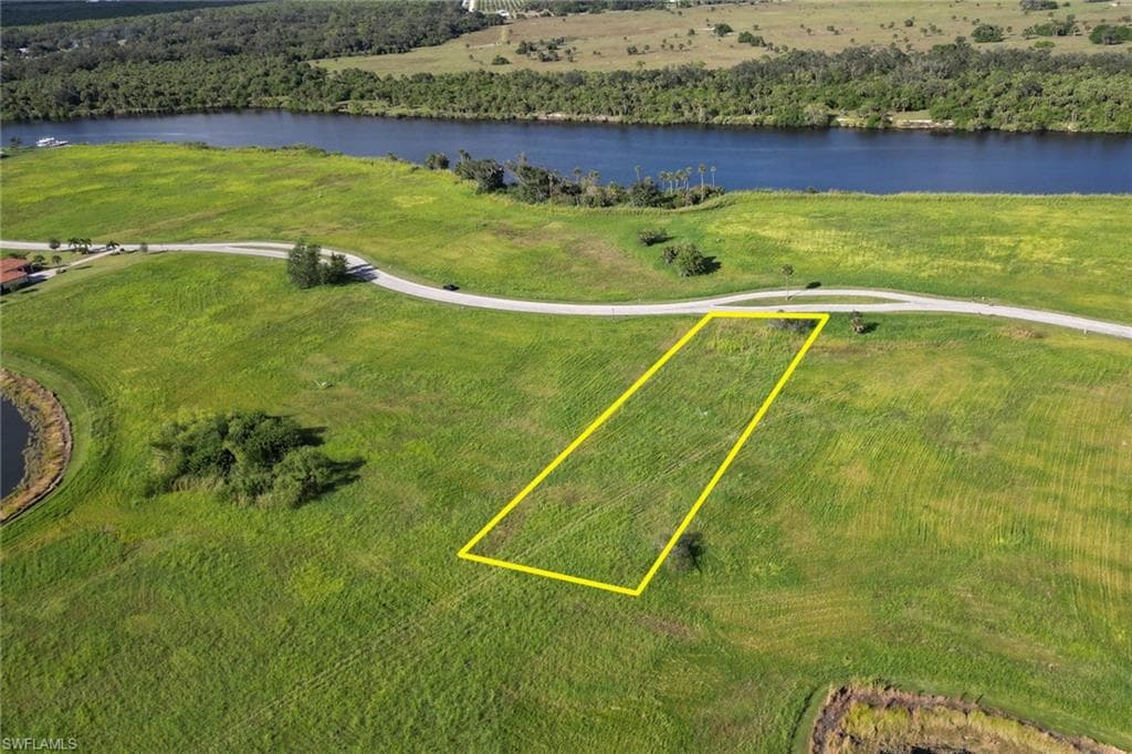 2023 Silk Bay BLVD ALVA, FL 33920