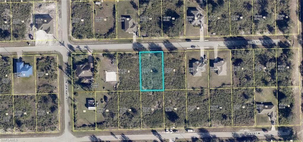 2613 72nd ST W LEHIGH ACRES, FL 33971