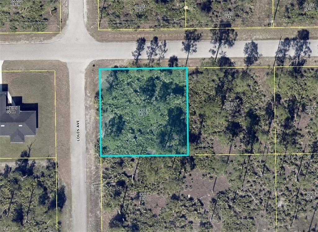 4100 E 2nd ST LEHIGH ACRES, FL 33936