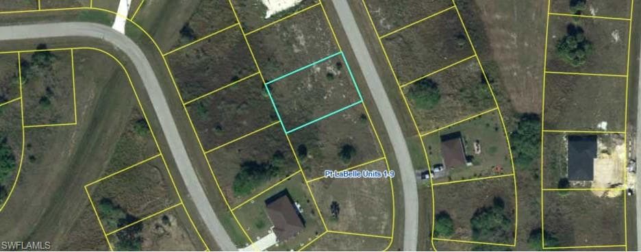 9006 LAMKIN CIR LABELLE, FL 33935