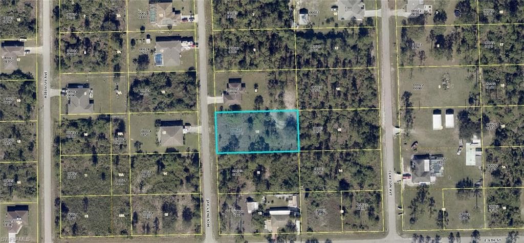 904 McKinley AVE LEHIGH ACRES, FL 33972