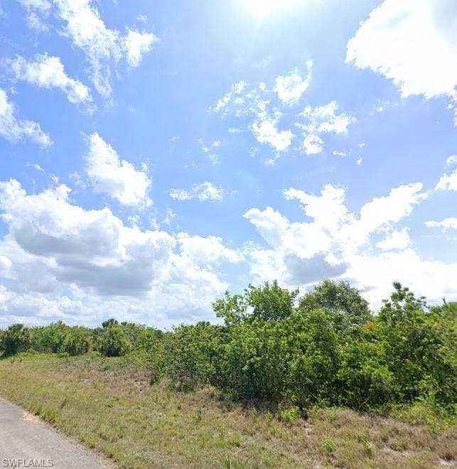 347 Phoenix TER LABELLE, FL 33935