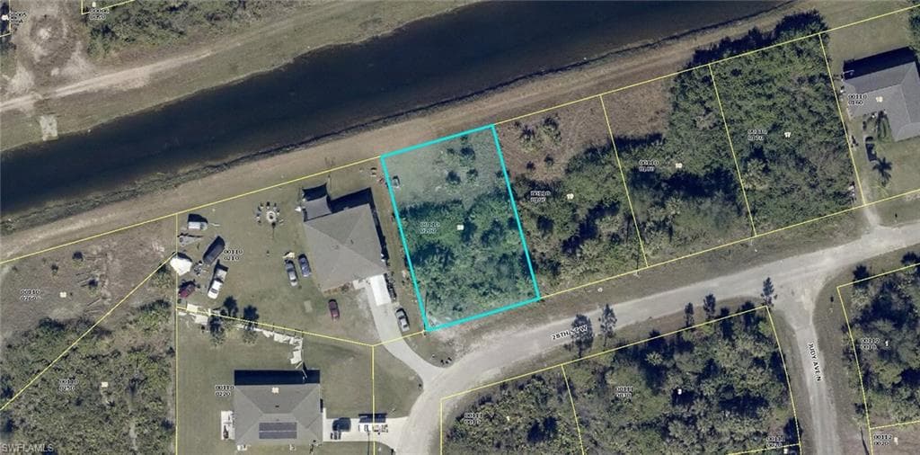 2920 28th ST W LEHIGH ACRES, FL 33971