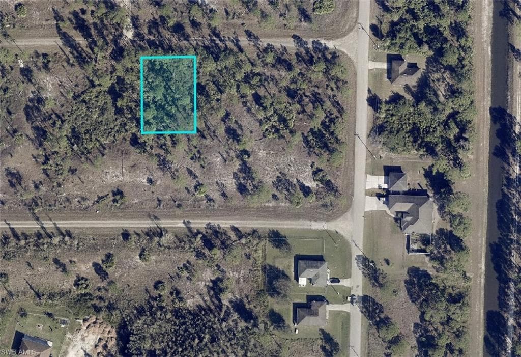 868 Audrey ST E LEHIGH ACRES, FL 33974