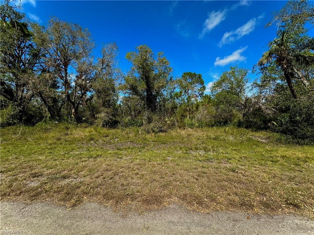 27 Ames AVE NORTH PORT, FL 34291