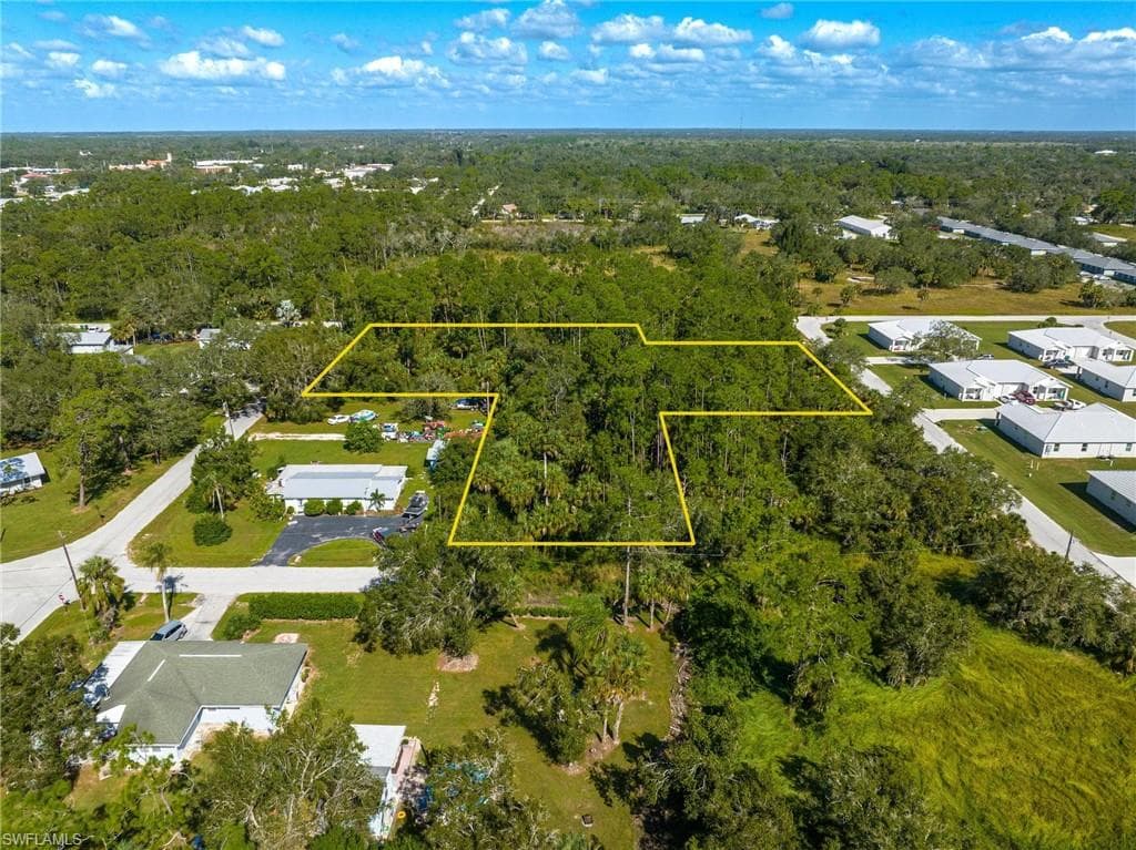 E Seminole AVE LABELLE, FL 33935