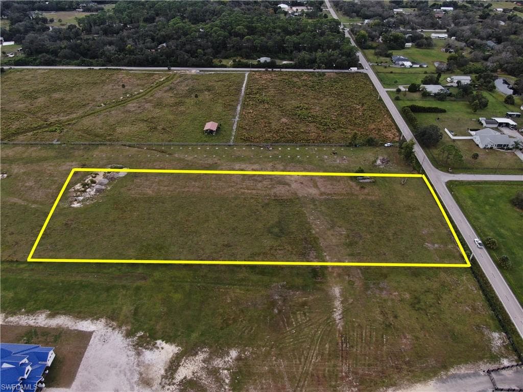 14894 Cemetery RD FORT MYERS, FL 33905