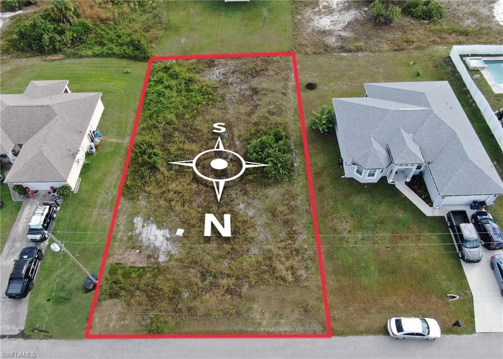2911 27th ST SW LEHIGH ACRES, FL 33976