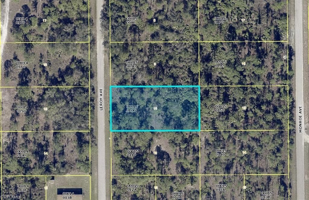 1304 Leroy AVE LEHIGH ACRES, FL 33972