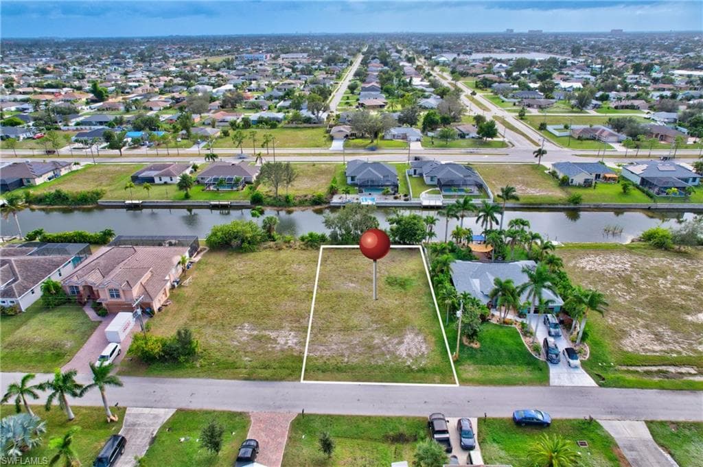 314 SW 31st TER CAPE CORAL, FL 33914