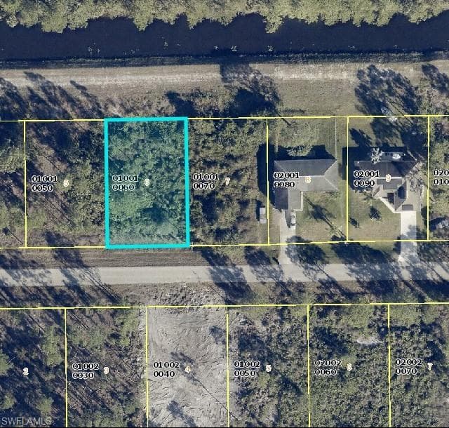 923 Bolivia DR LEHIGH ACRES, FL 33974