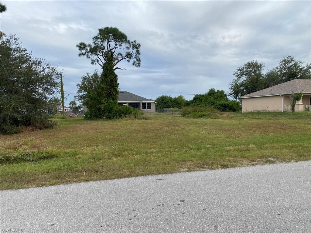 2629 4th PL CAPE CORAL, FL 33909