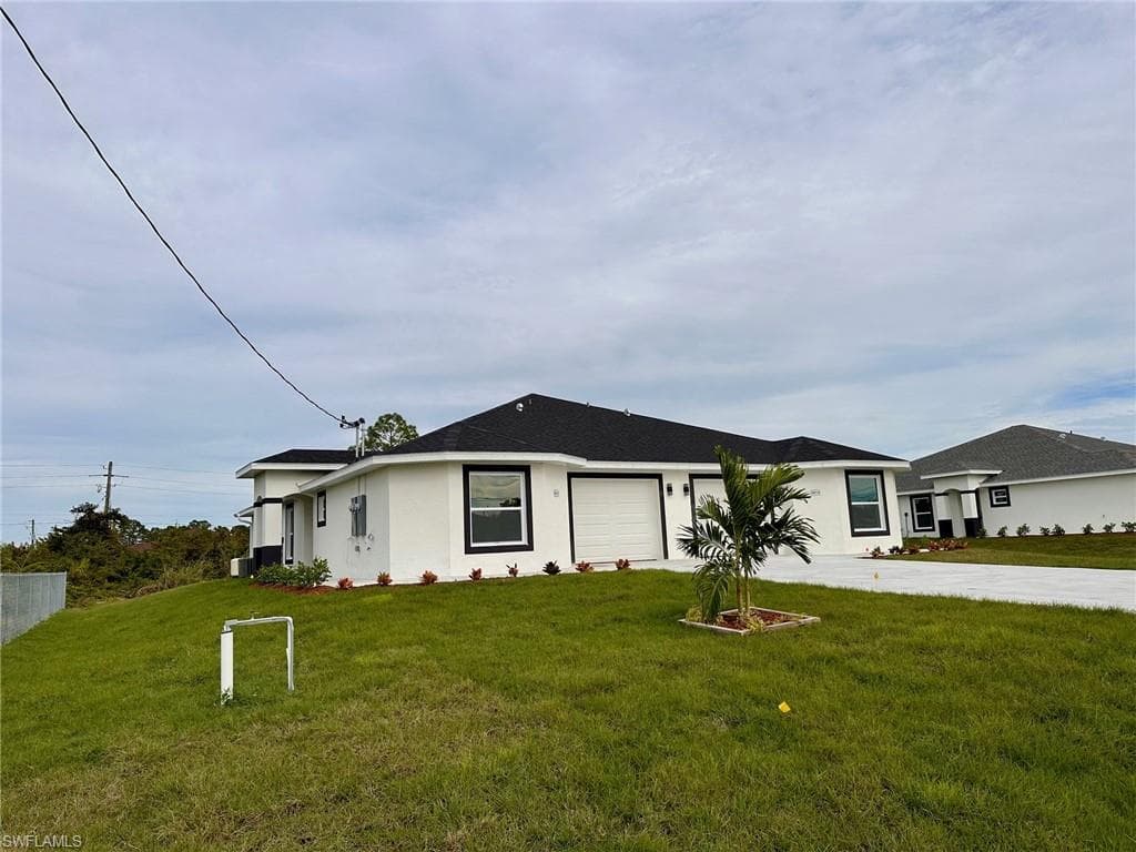 4814 Leonard BLVD S LEHIGH ACRES, FL 33973