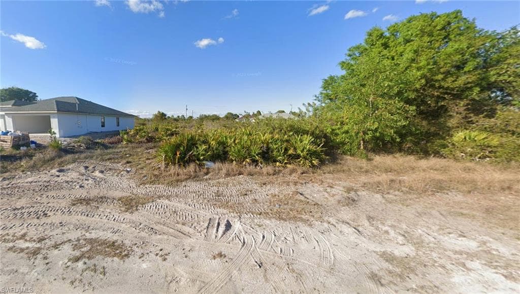 3204 15th ST SW LEHIGH ACRES, FL 33976