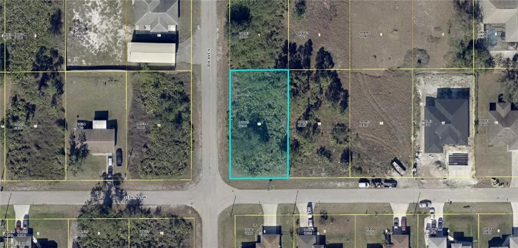 2818 13th ST SW LEHIGH ACRES, FL 33976