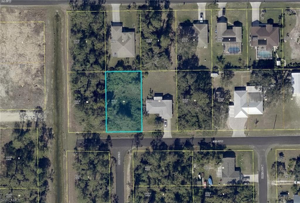 4816 3rd ST W LEHIGH ACRES, FL 33971