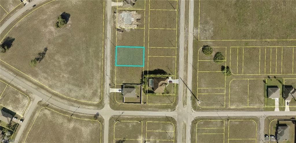 2709 NW Juanita PL CAPE CORAL, FL 33993