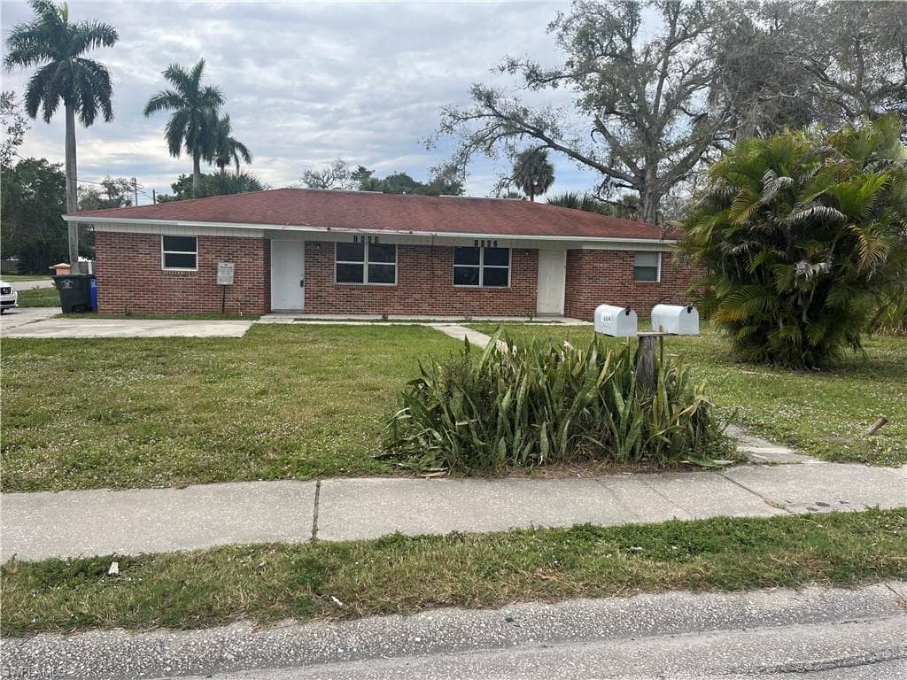 1862-1864 Henderson AVE FORT MYERS, FL 33916