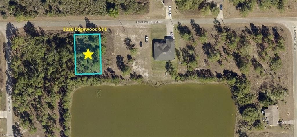 1226 Edgewood ST E LEHIGH ACRES, FL 33974