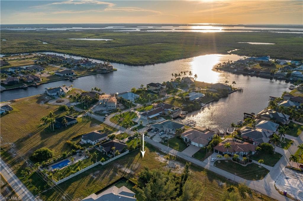 1027 NW 40th PL CAPE CORAL, FL 33993