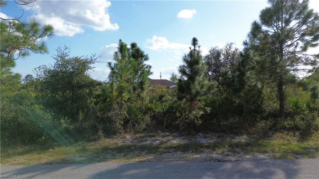 3209 9th ST W LEHIGH ACRES, FL 33971