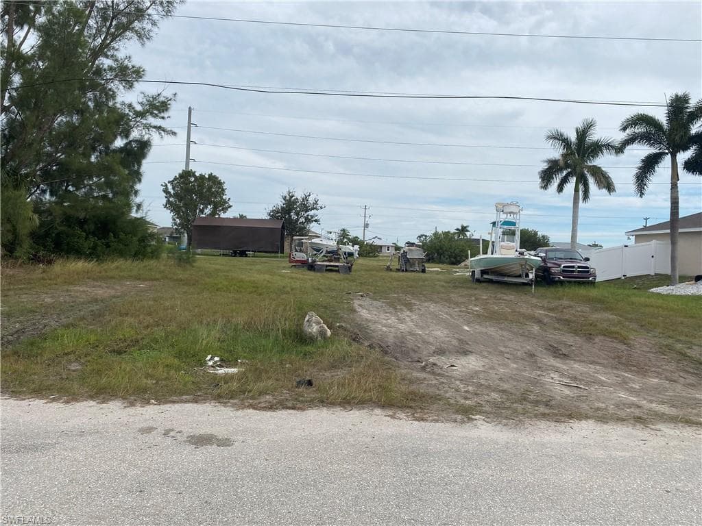 1029 NW 24th PL CAPE CORAL, FL 33993