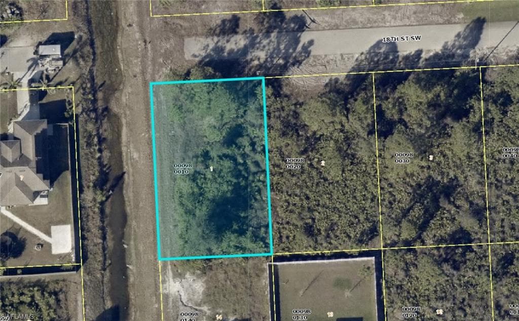 2613 18th ST SW LEHIGH ACRES, FL 33976