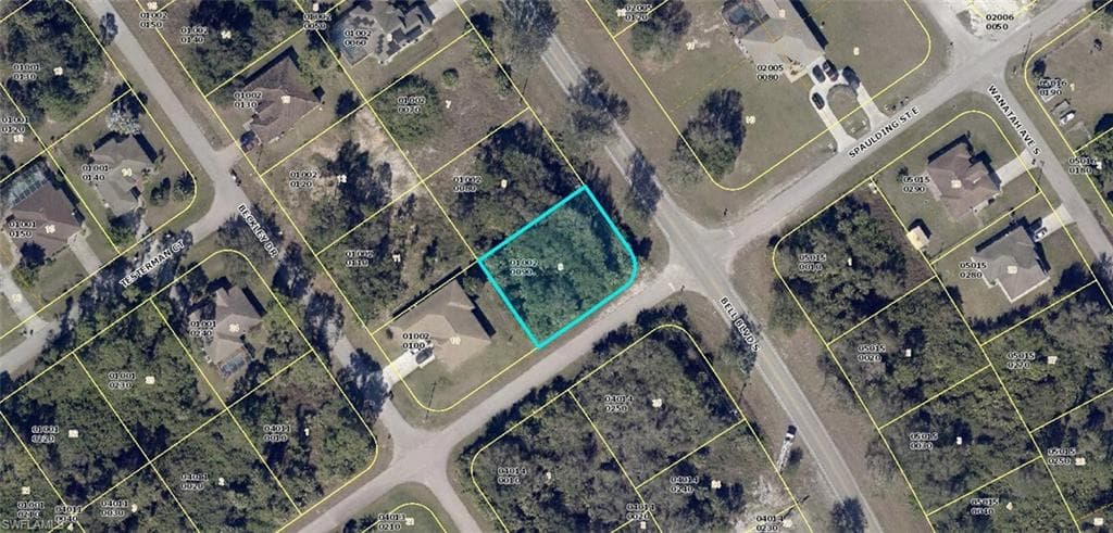 142 Bell BLVD S LEHIGH ACRES, FL 33974