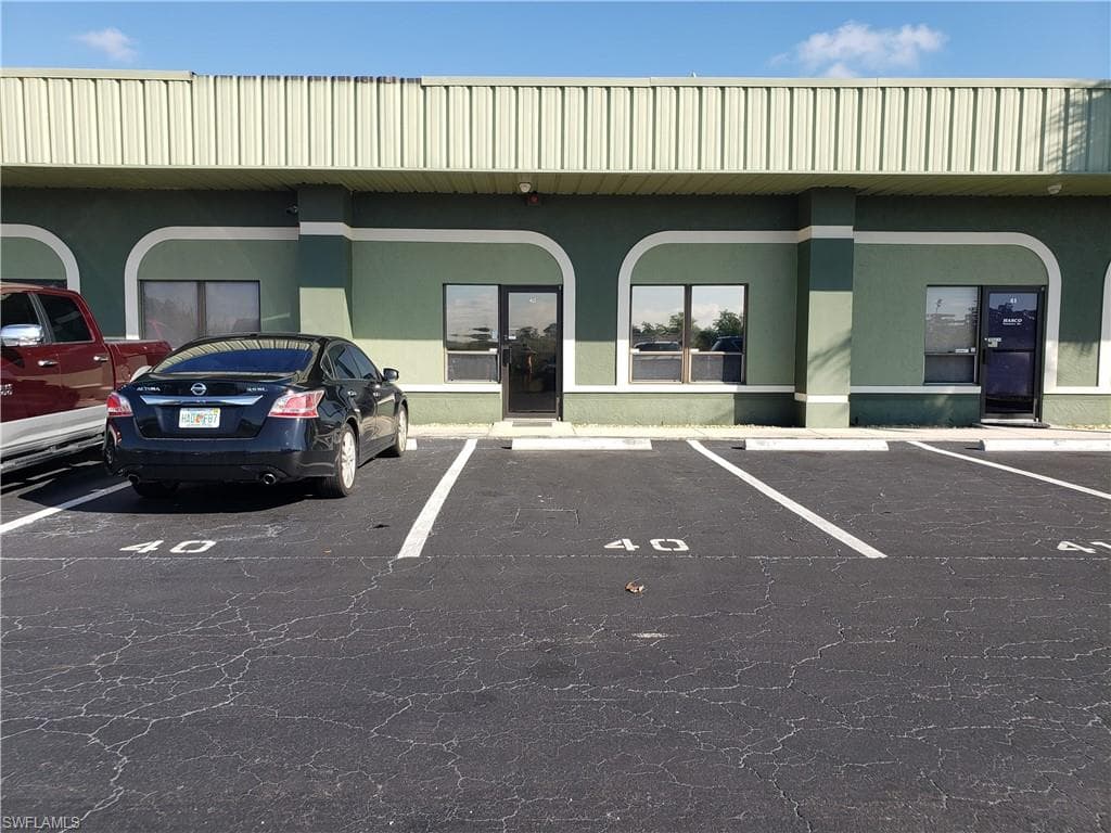 11000 Metro PKWY 40 FORT MYERS, FL 33966