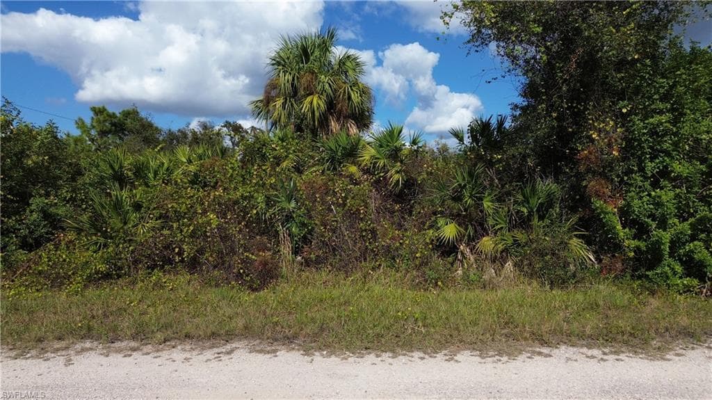 1884 Outpost CIR LEHIGH ACRES, FL 33972