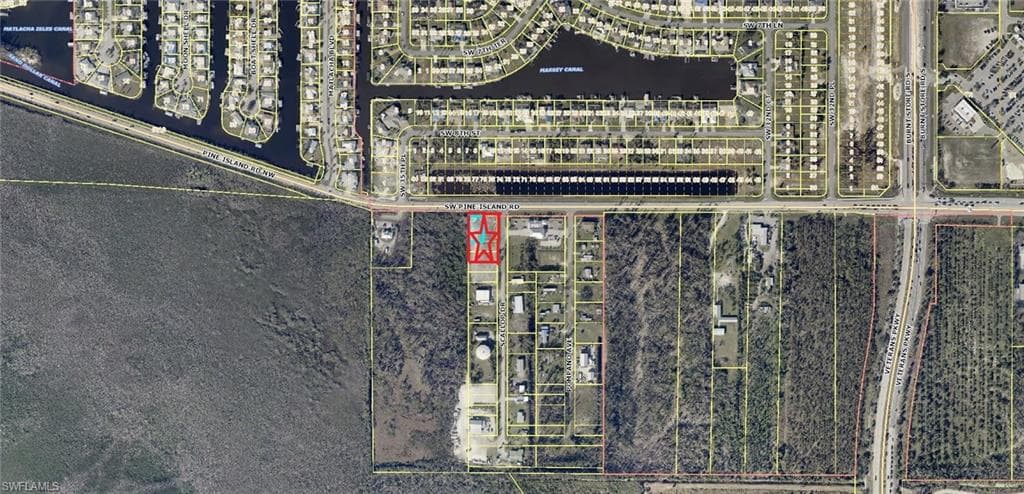 11981 scallop DR CAPE CORAL, FL 33991