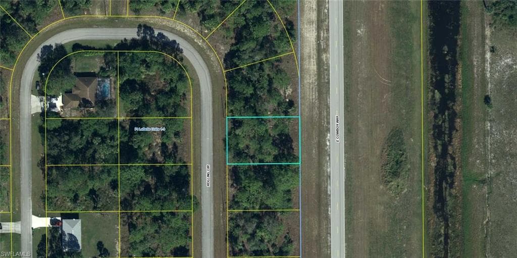 8025 Rolling CIR LABELLE, FL 33935