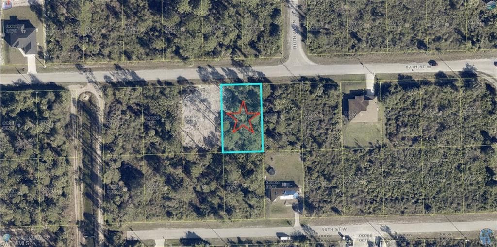 3313 67th ST W LEHIGH ACRES, FL 33971