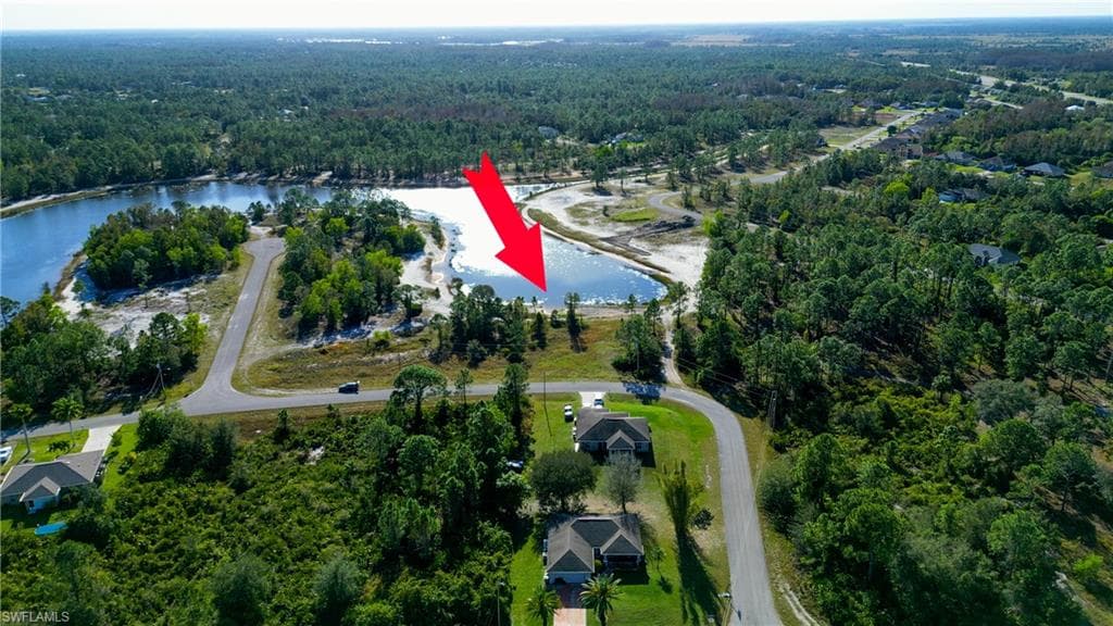 412 Juneau DR LEHIGH ACRES, FL 33974