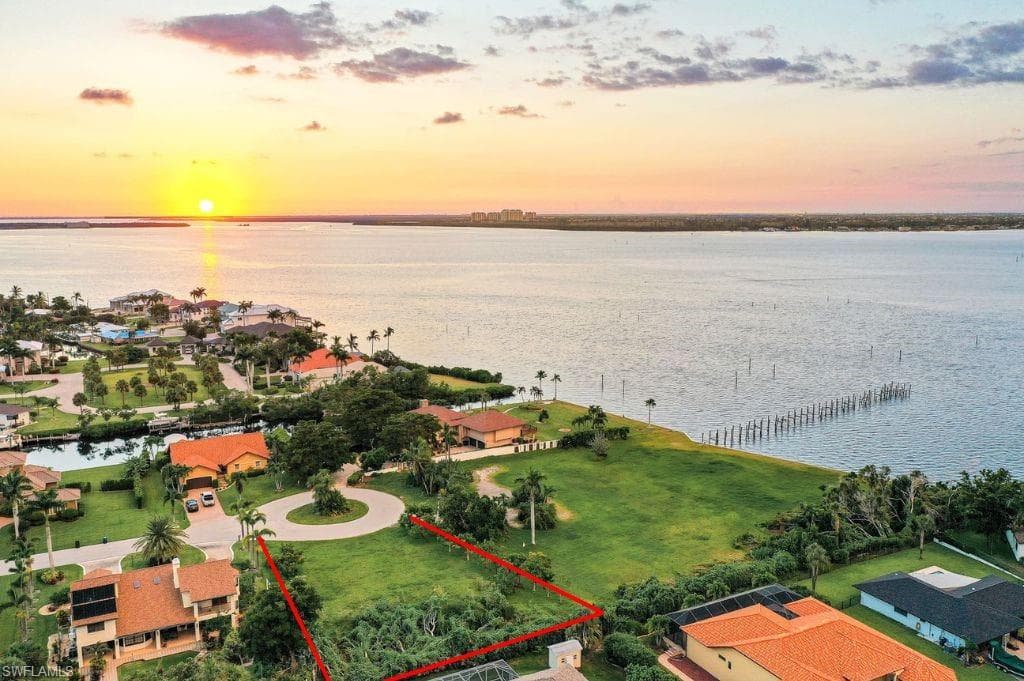 15119 Anchorage WAY FORT MYERS, FL 33908