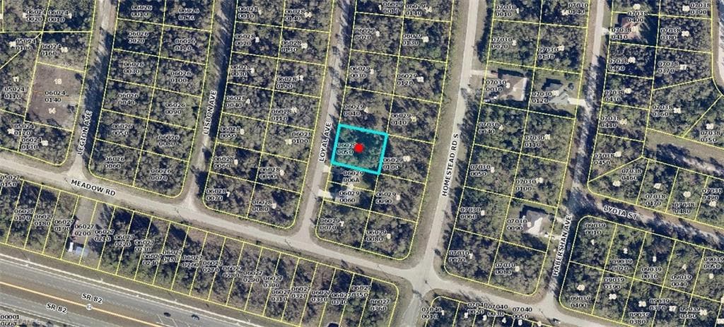 1023 Loyal AVE S LEHIGH ACRES, FL 33974