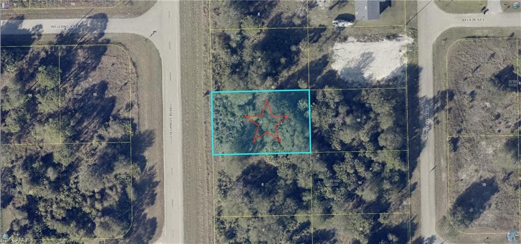 547 Columbus BLVD S LEHIGH ACRES, FL 33974