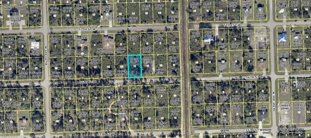 3220 56th ST W LEHIGH ACRES, FL 33971