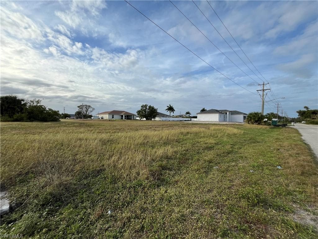 2416 NE 24th AVE CAPE CORAL, FL 33909