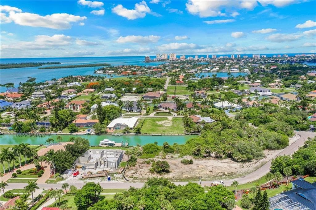 1115 Caxambas DR MARCO ISLAND, FL 34145