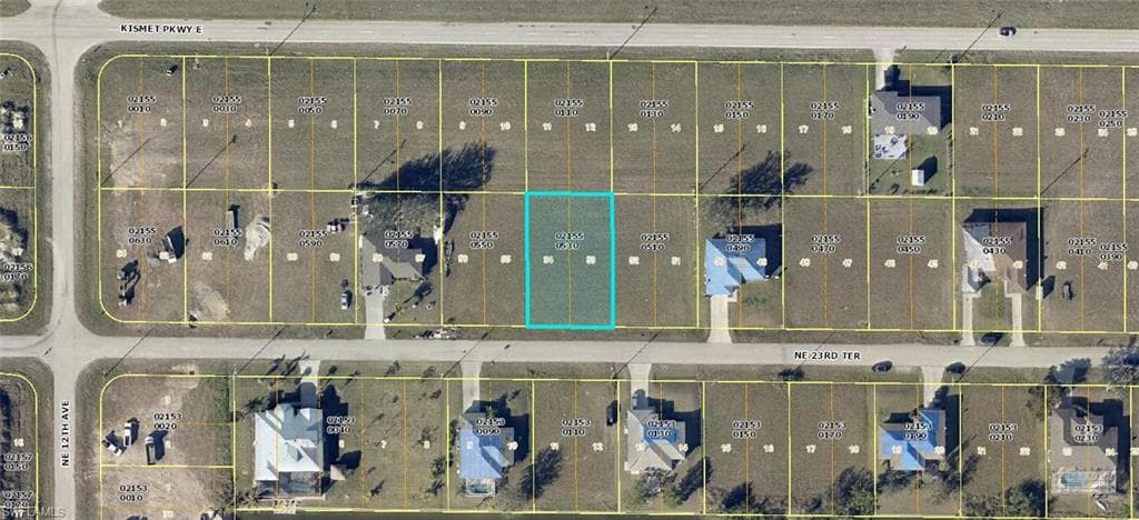 1303 NE 23rd TER CAPE CORAL, FL 33909