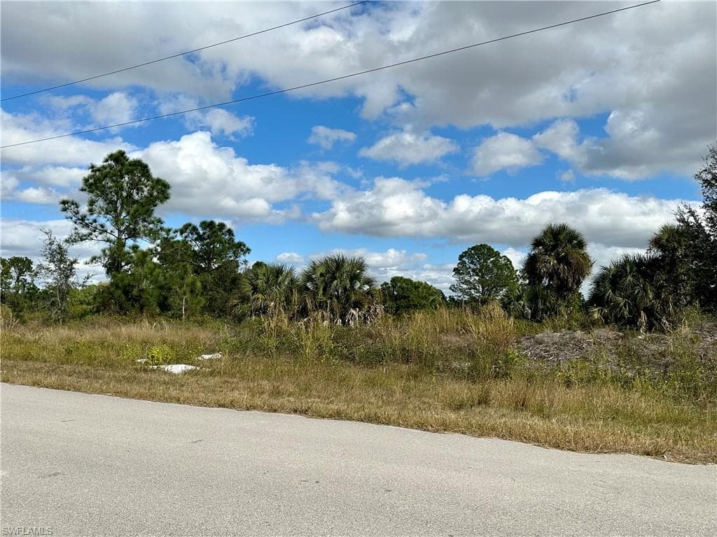 645 Hutton ST LEHIGH ACRES, FL 33974