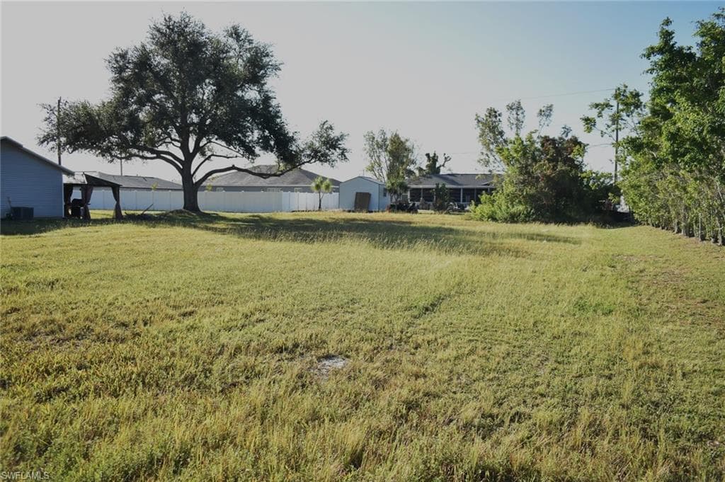 632 NW 2nd ST CAPE CORAL, FL 33993
