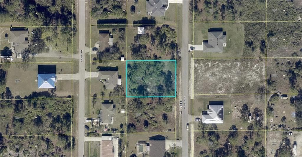 1213 McKinley AVE LEHIGH ACRES, FL 33972