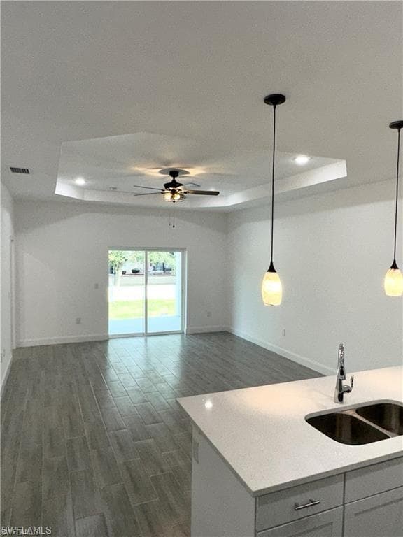 959 EISENHOWER BLVD LEHIGH ACRES, FL 33974