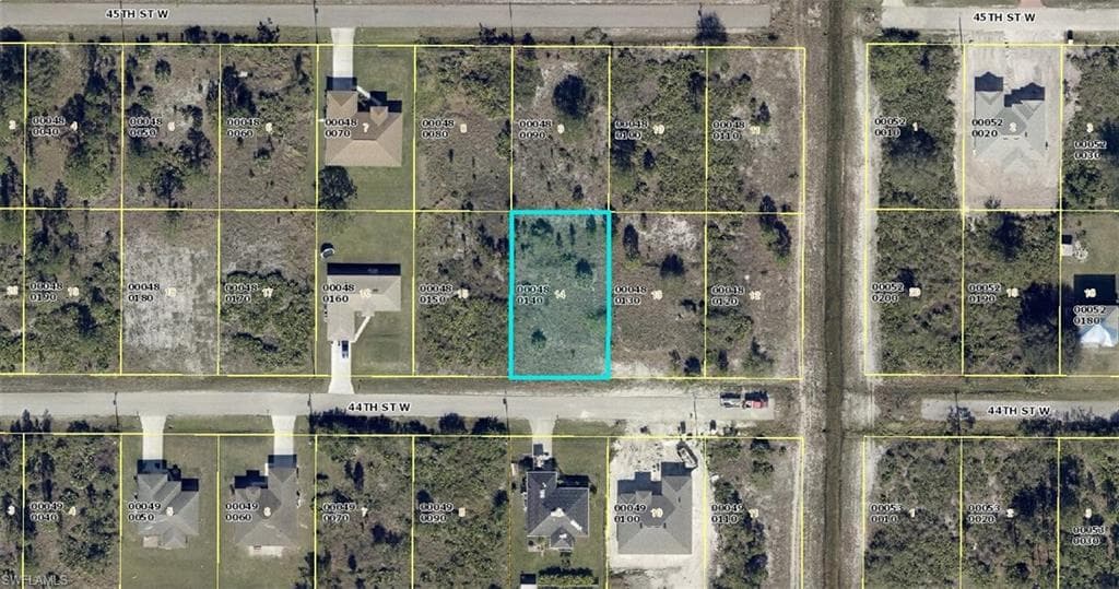 2804 44th STREET West W LEHIGH ACRES, FL 33971