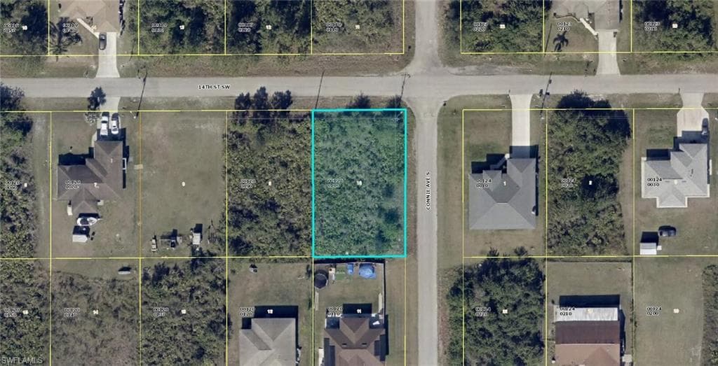 2601 14th ST SW LEHIGH ACRES, FL 33976