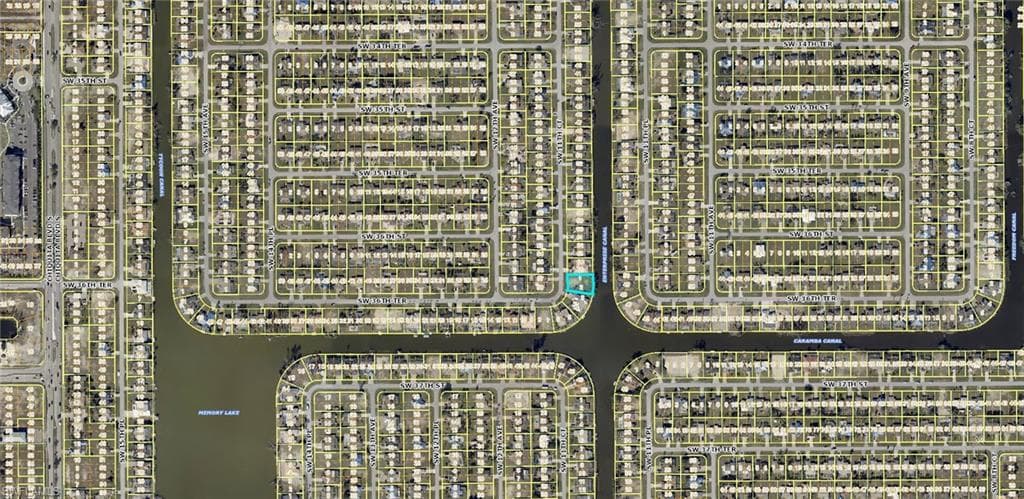 3613 SW 11th CT CAPE CORAL, FL 33914