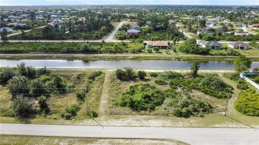 328-330 Pauline AVE LEHIGH ACRES, FL 33974