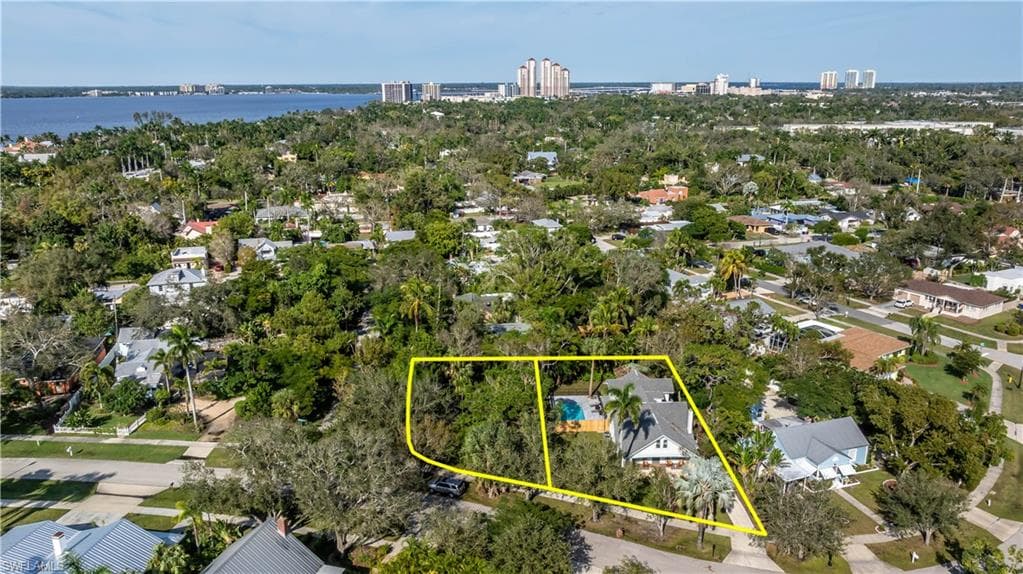 NE 1461 Barcelona AVE FORT MYERS, FL 33901